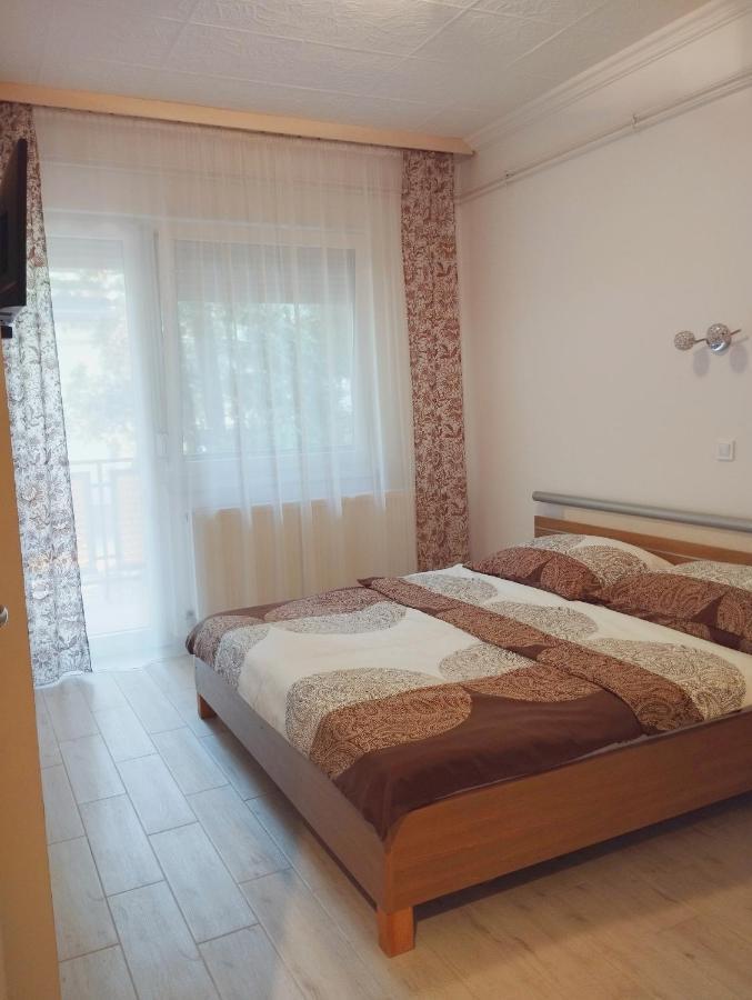 HajdúszoboszlóIldiko Apartman公寓 外观 照片